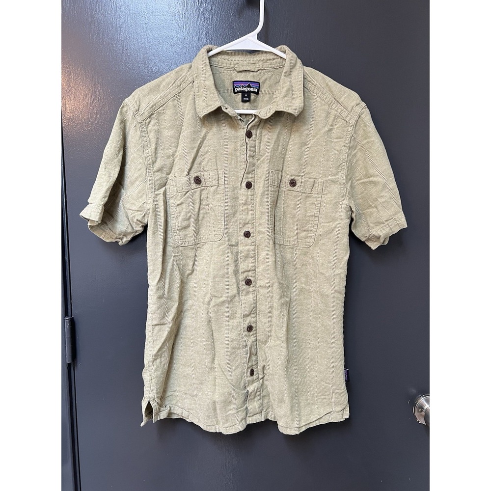 Patagonia Mens Sz M Short Sleeve Button Up Shirt Green Striped Pocket Hiking